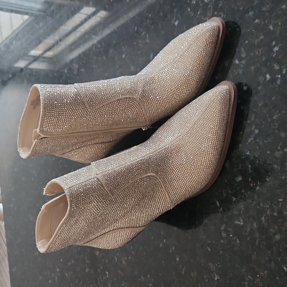 New Gold Sparkles Jessica Simpson Rhinestone Cowboy Booties Size 9.5 - Picture 3 of 9